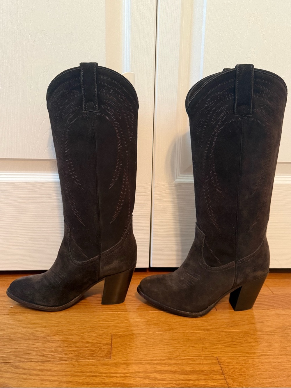 Frye Ilana Pull-On Western Boots in Fatigue Green Suede - Picture 3 of 8